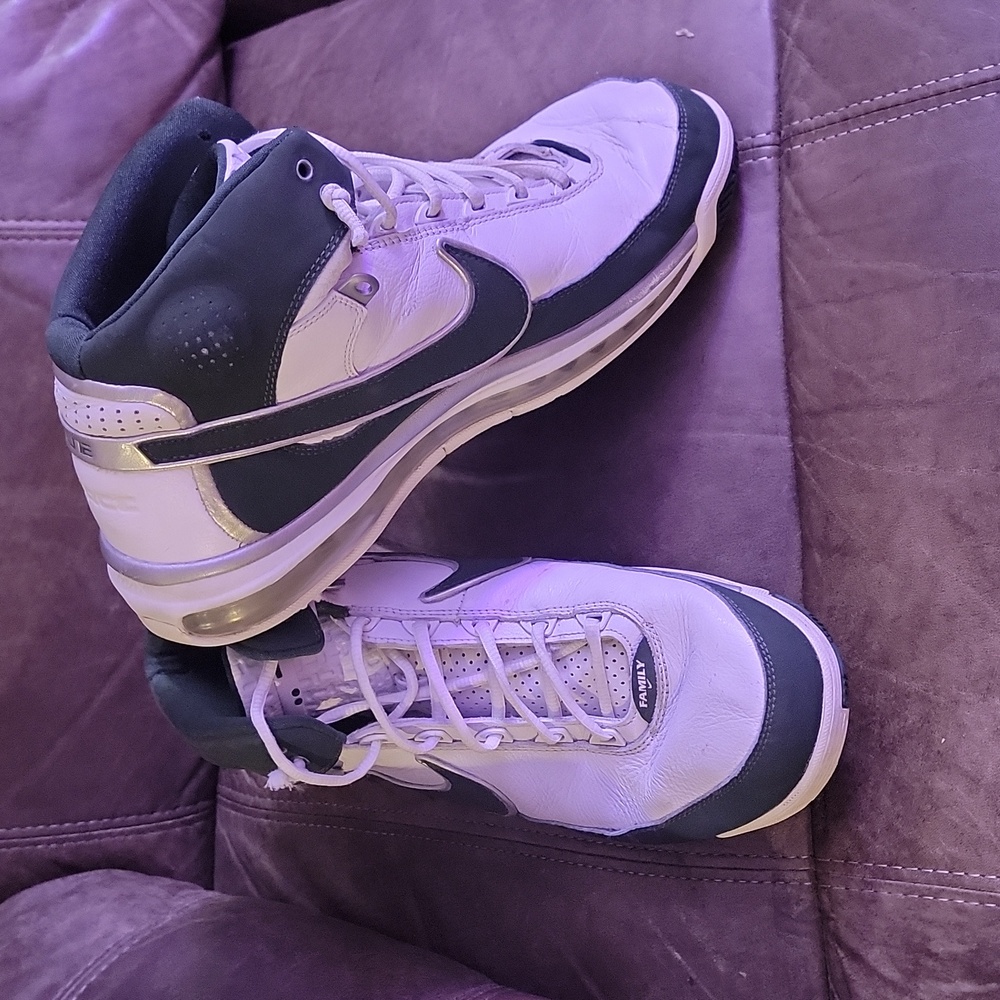 Men's size 12 Nike Air Max Force Elite White and Green